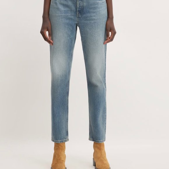 Everlane 90's Cheeky Straight Jean - Picture 2 of 2